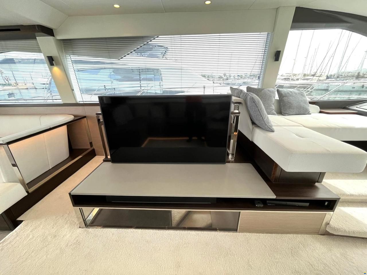 Sunseeker Manhattan 68