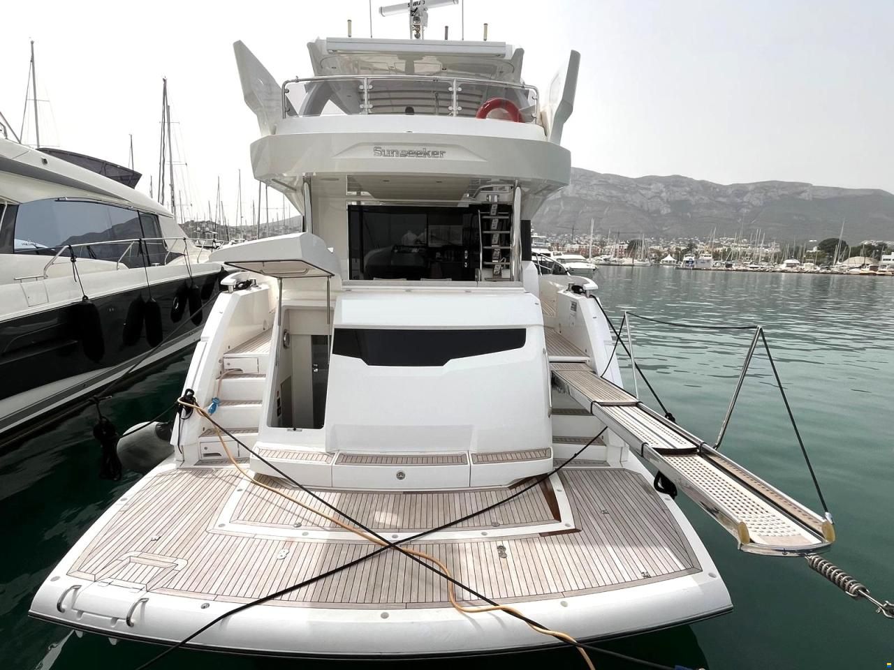 Sunseeker Manhattan 68