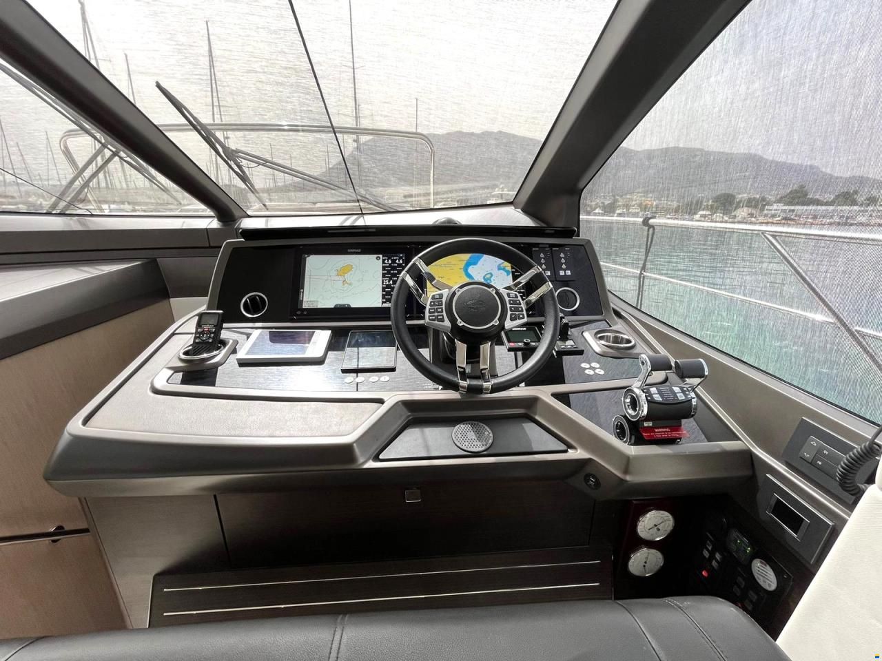 Sunseeker Manhattan 68