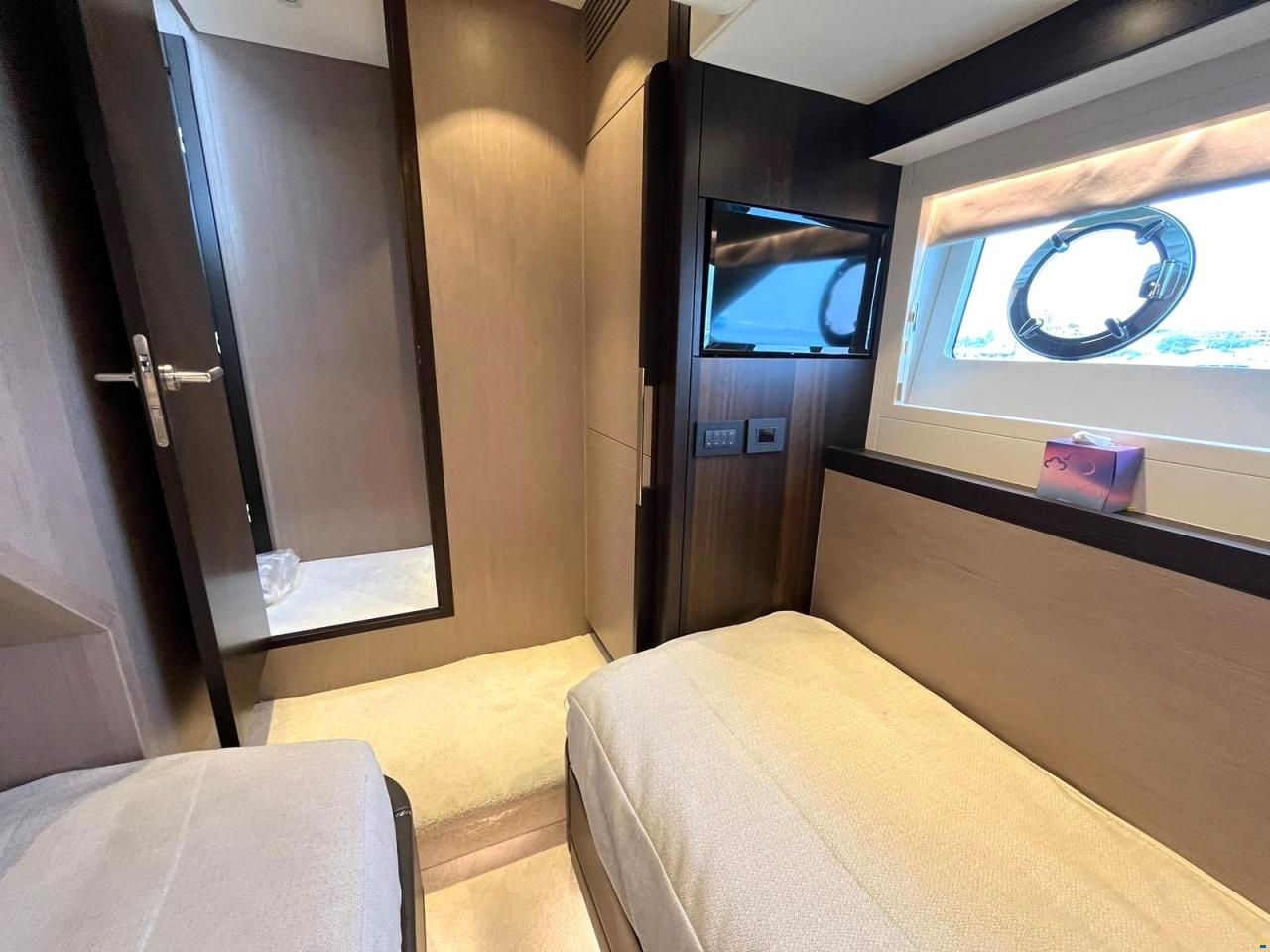 Sunseeker Manhattan 68