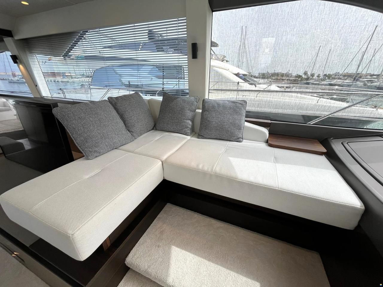 Sunseeker Manhattan 68