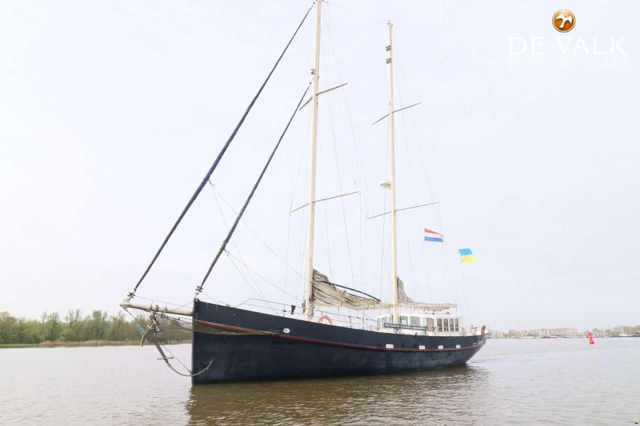 Logger Schooner 22
