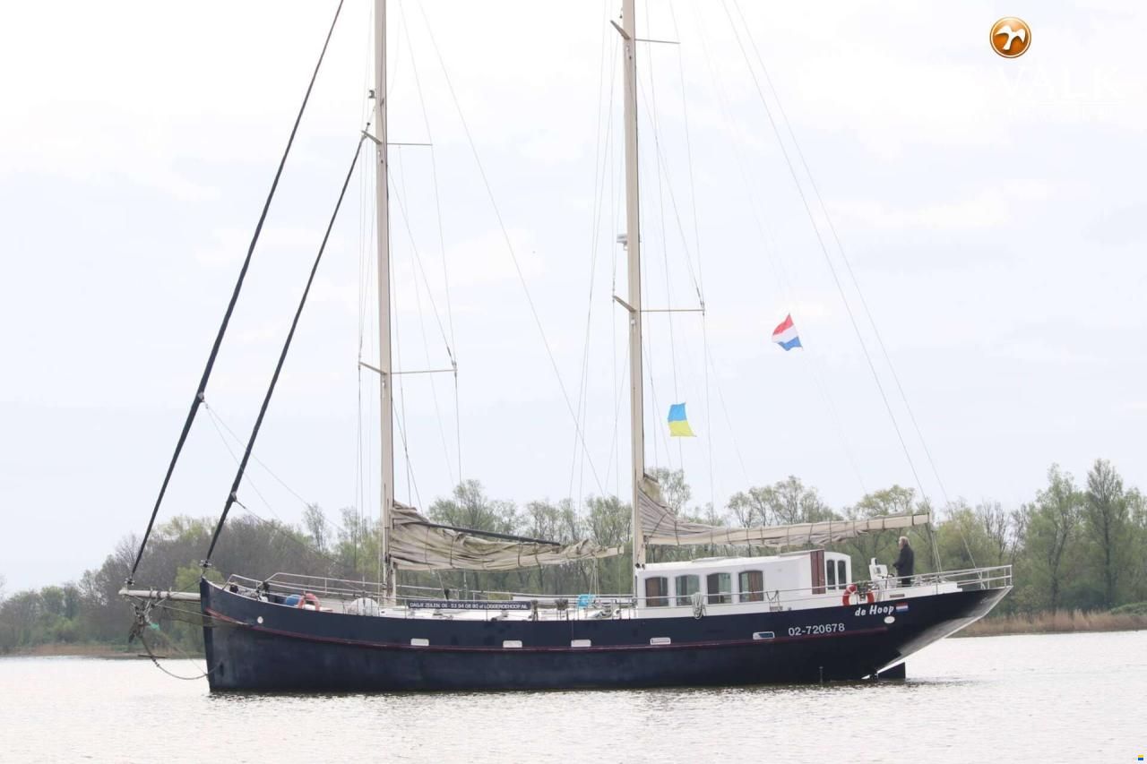 Logger Schooner 22