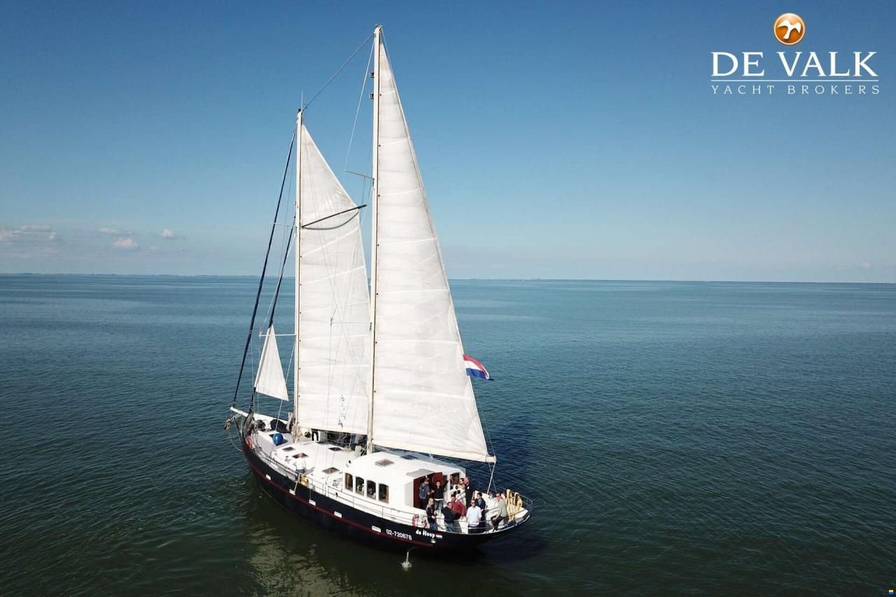 Logger Schooner 22