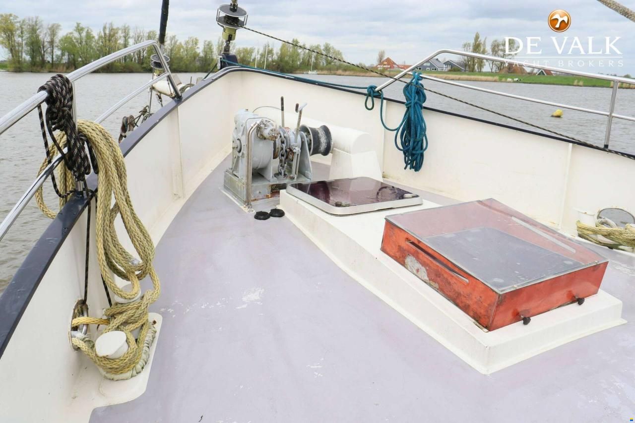 Logger Schooner 22