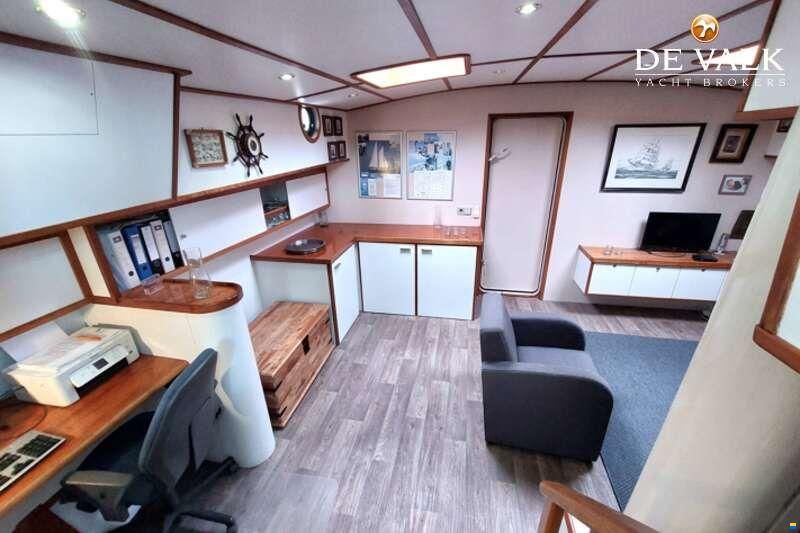 Logger Schooner 22