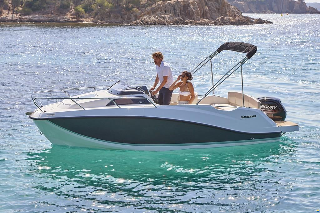 Quicksilver 555 Cabin + Mercury F80