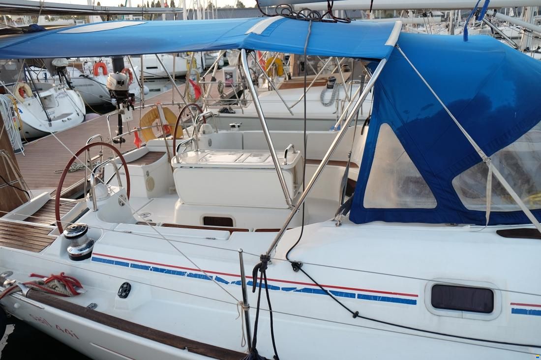 Jeanneau Sun Odyssey 44i Owners Version