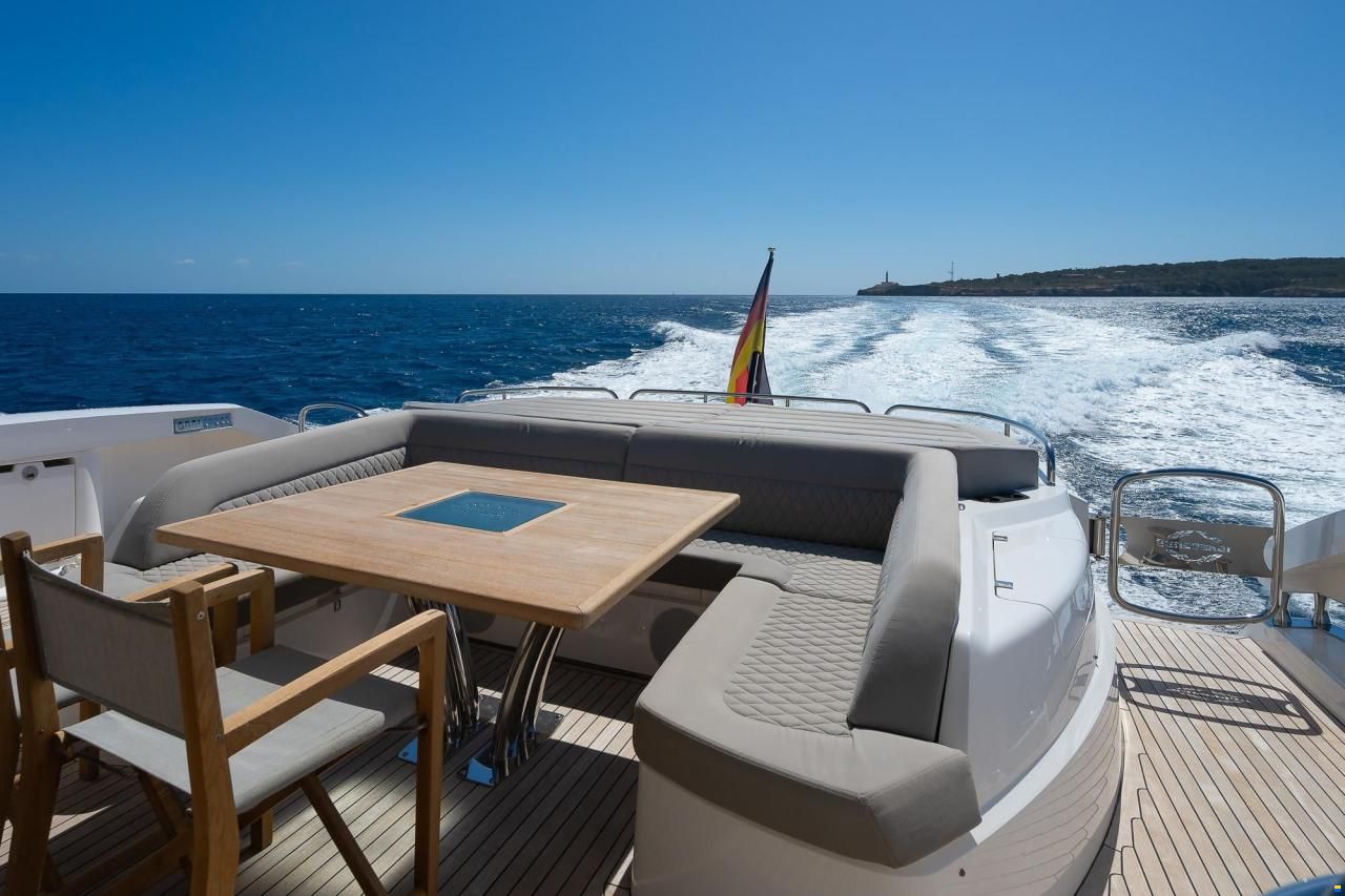Sunseeker Predator 80