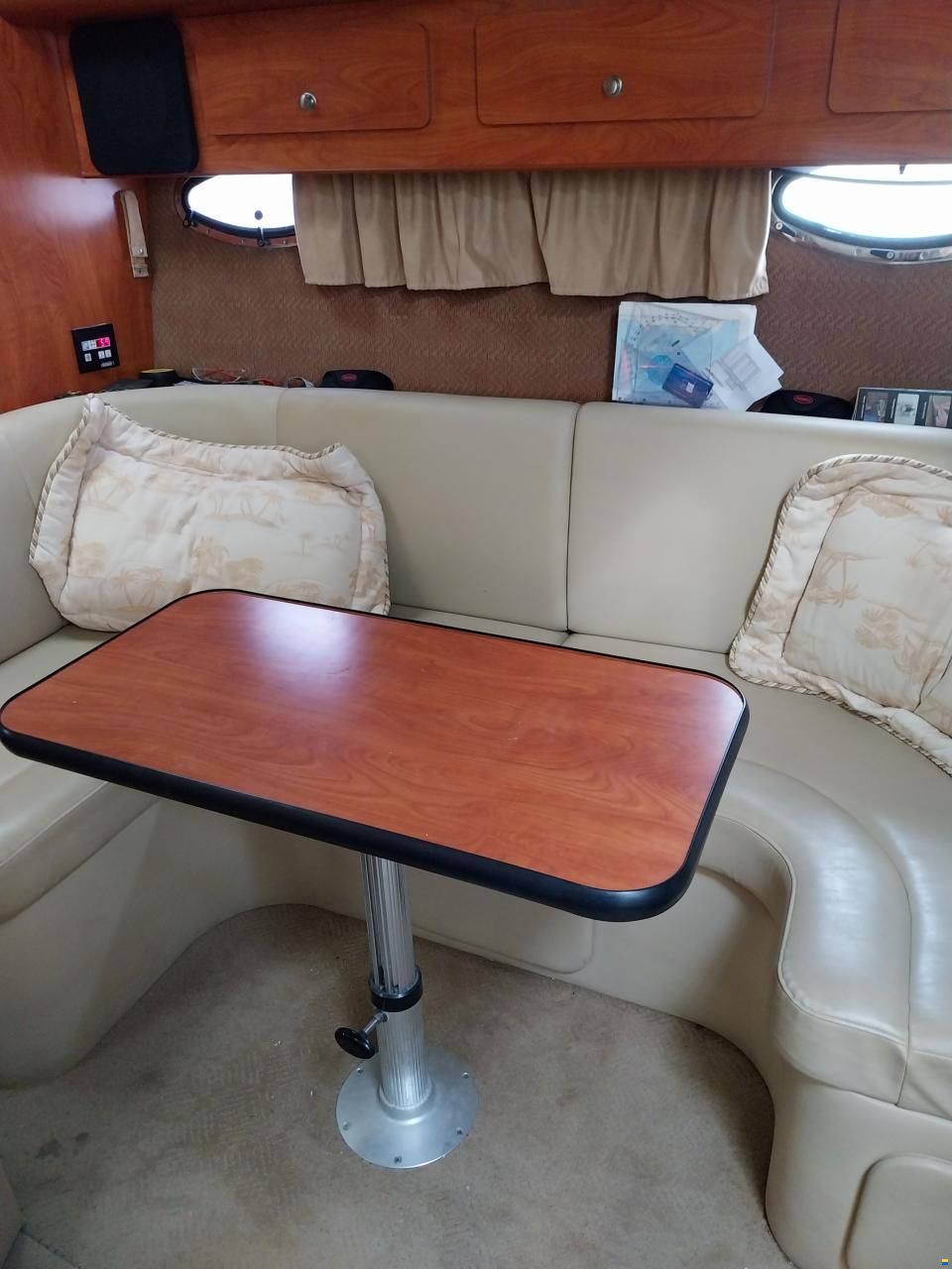 Rinker 390 EC