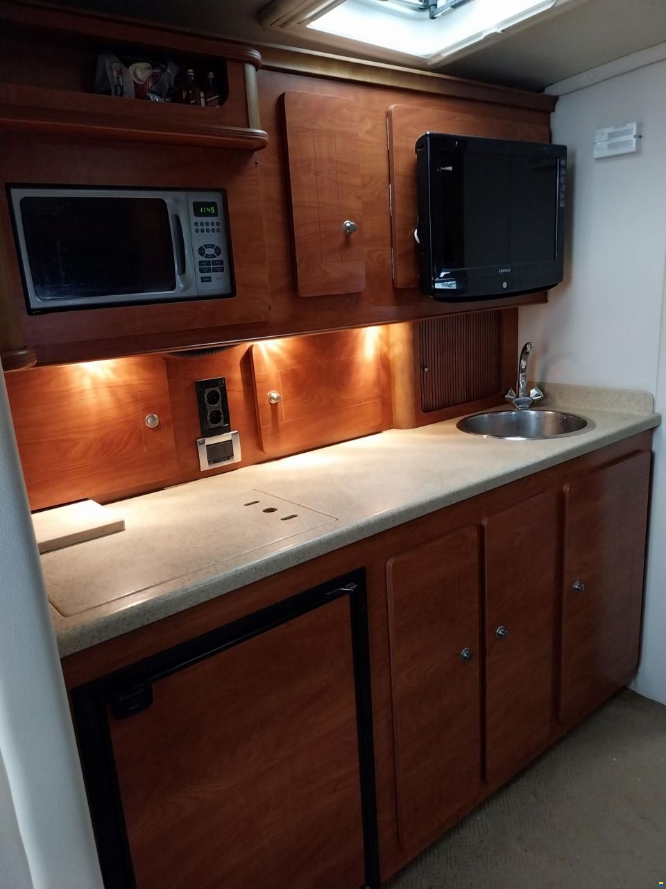 Rinker 390 EC