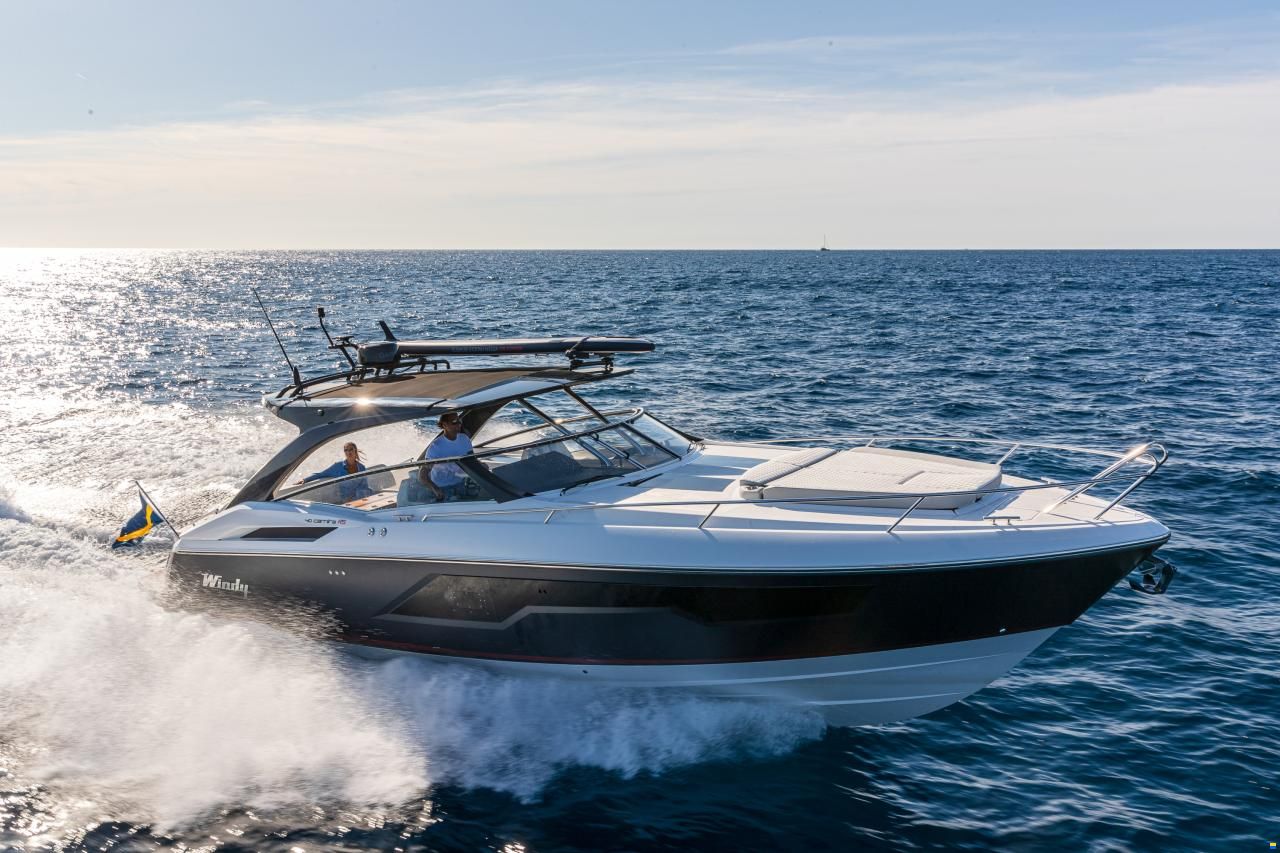 Windy 40 Camira RS