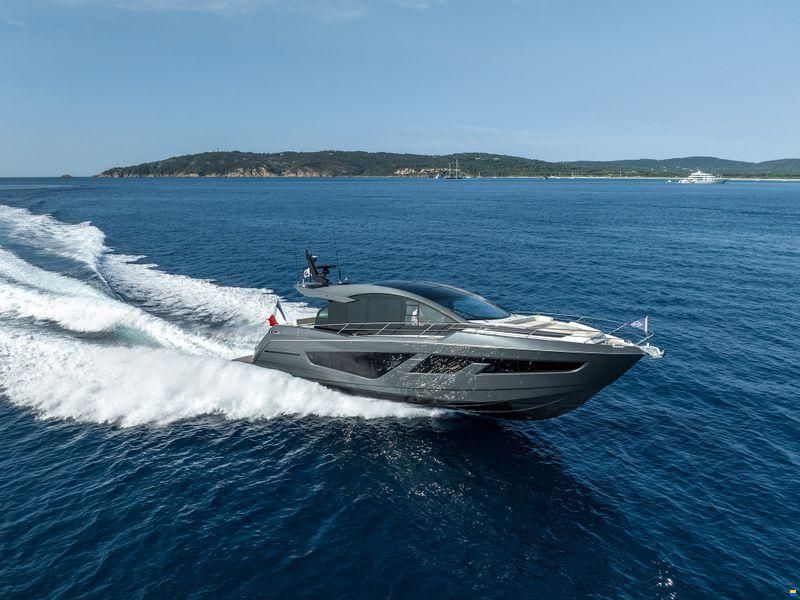 Sunseeker Predator 65