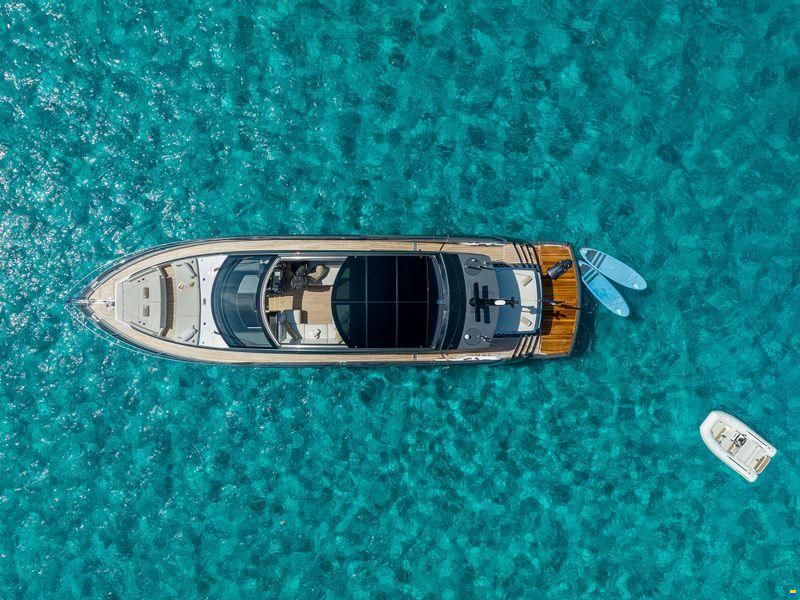 Sunseeker Predator 65