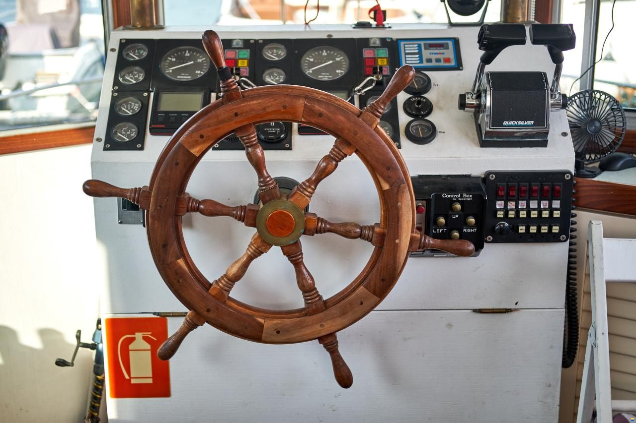 House Boat 13.84 meters