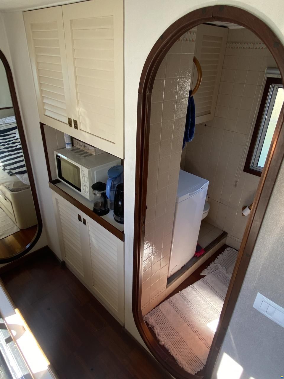 House Boat 13.84 meters