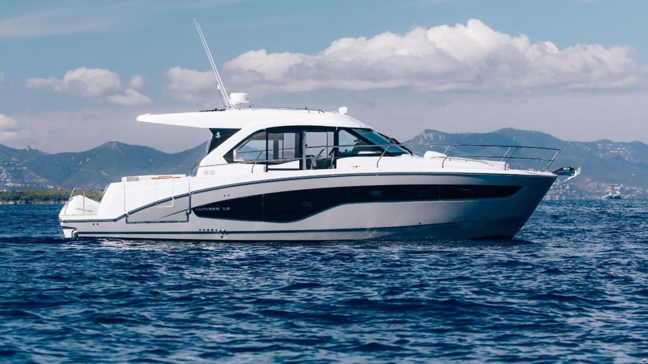 Beneteau Antares 12 Coupe