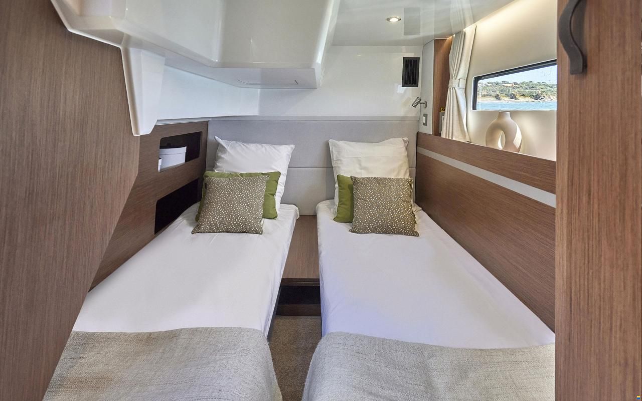 Beneteau Antares 12 Coupe