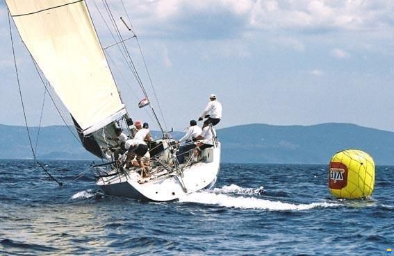 Beneteau First 40.7