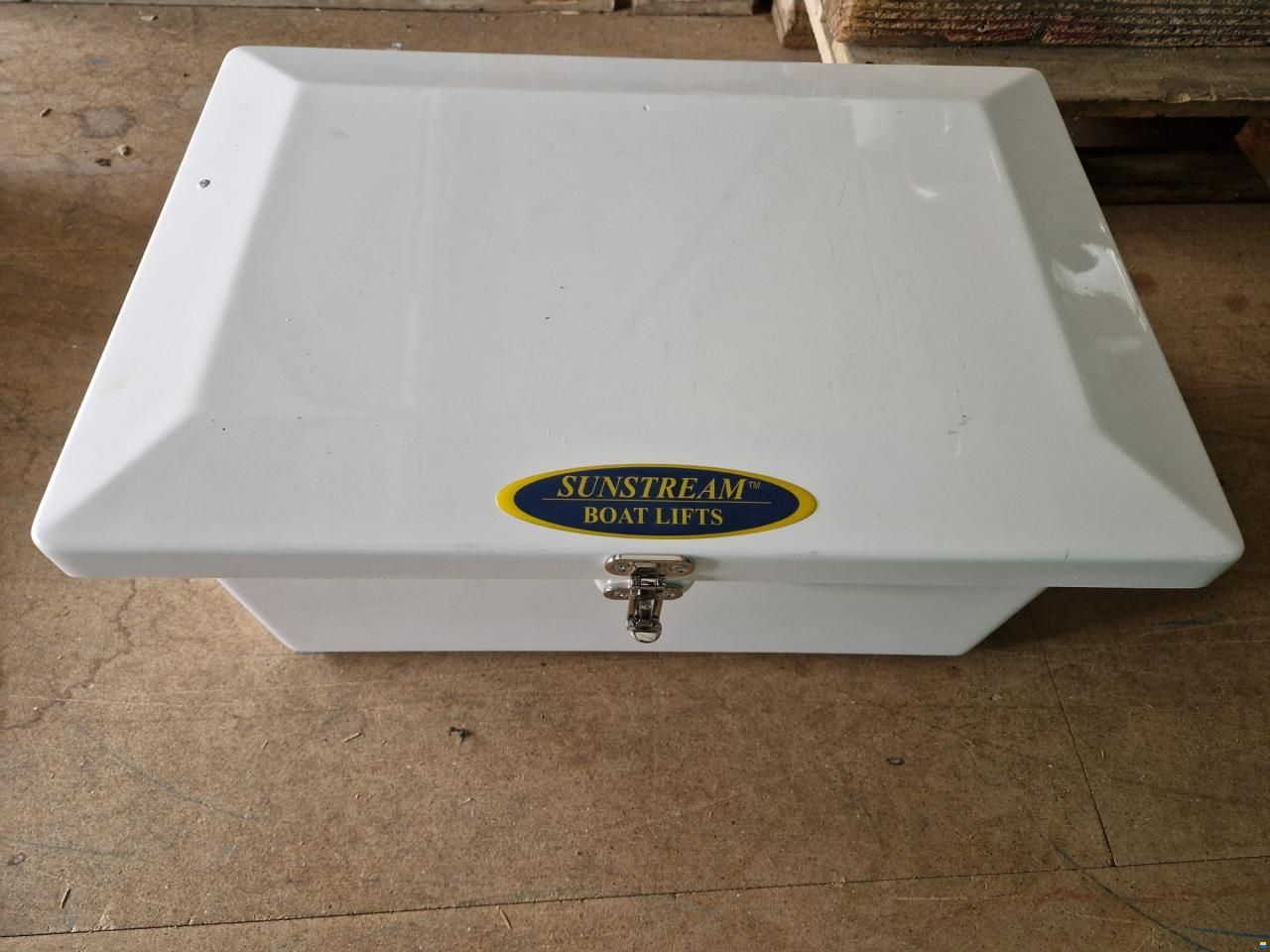 Sunstream Sunlift SL7012ARW