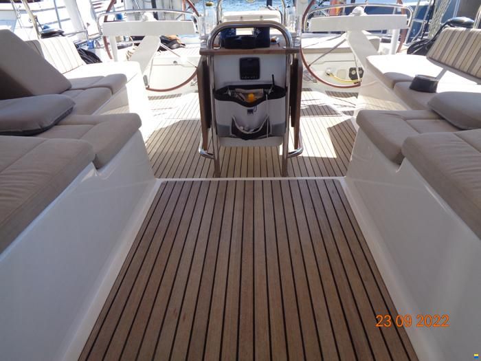 Jeanneau 57