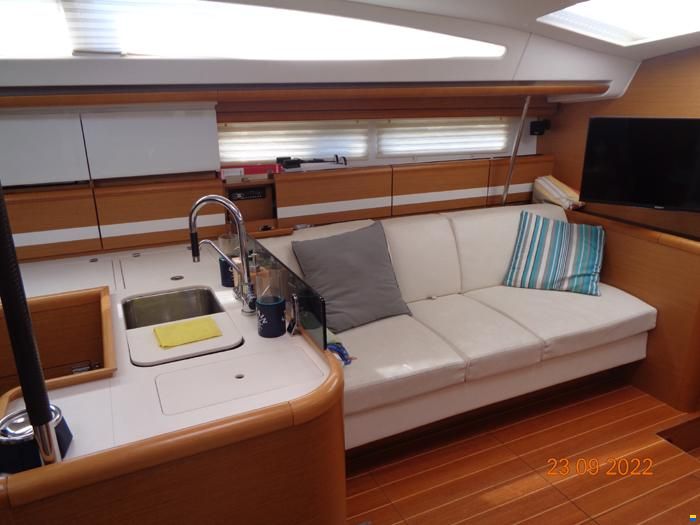 Jeanneau 57