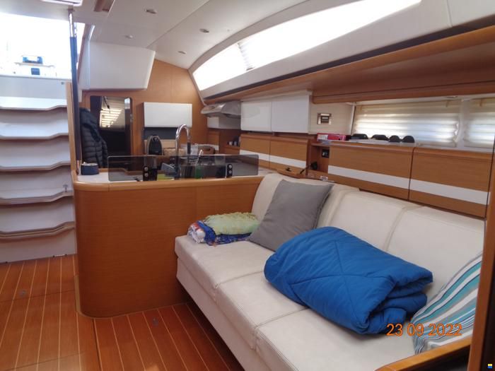 Jeanneau 57