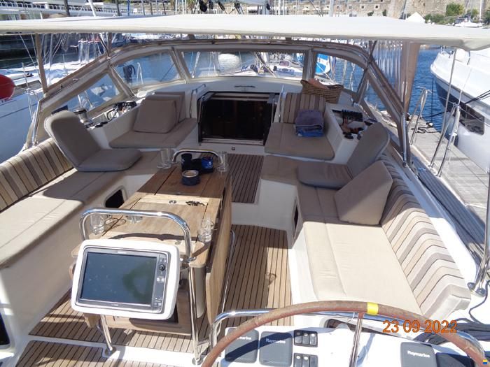 Jeanneau 57