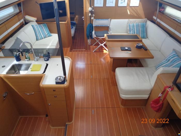 Jeanneau 57