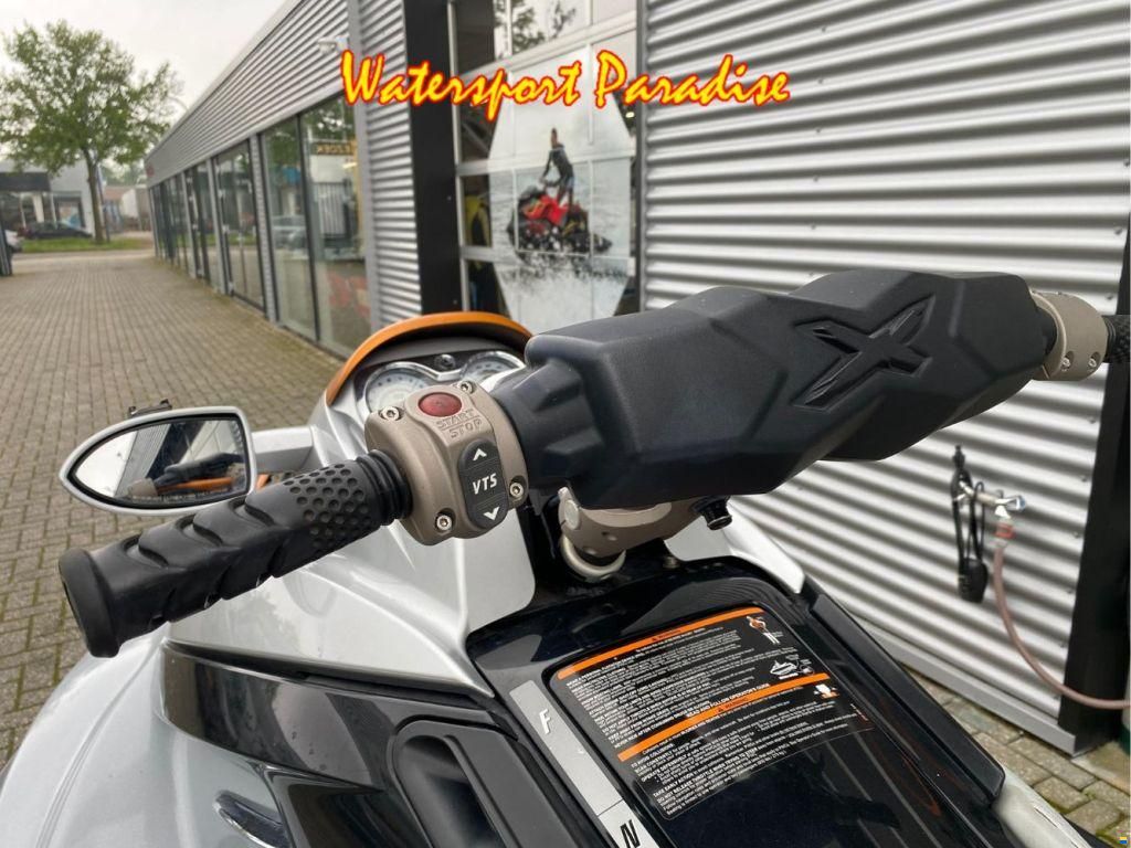 Sea-Doo RXT 255 RS