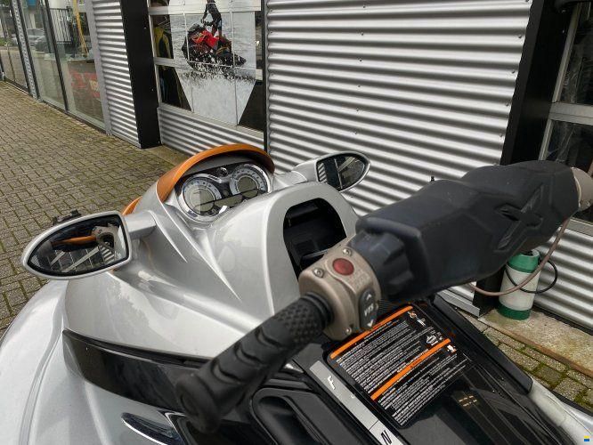 Sea-Doo RXT 255 RS