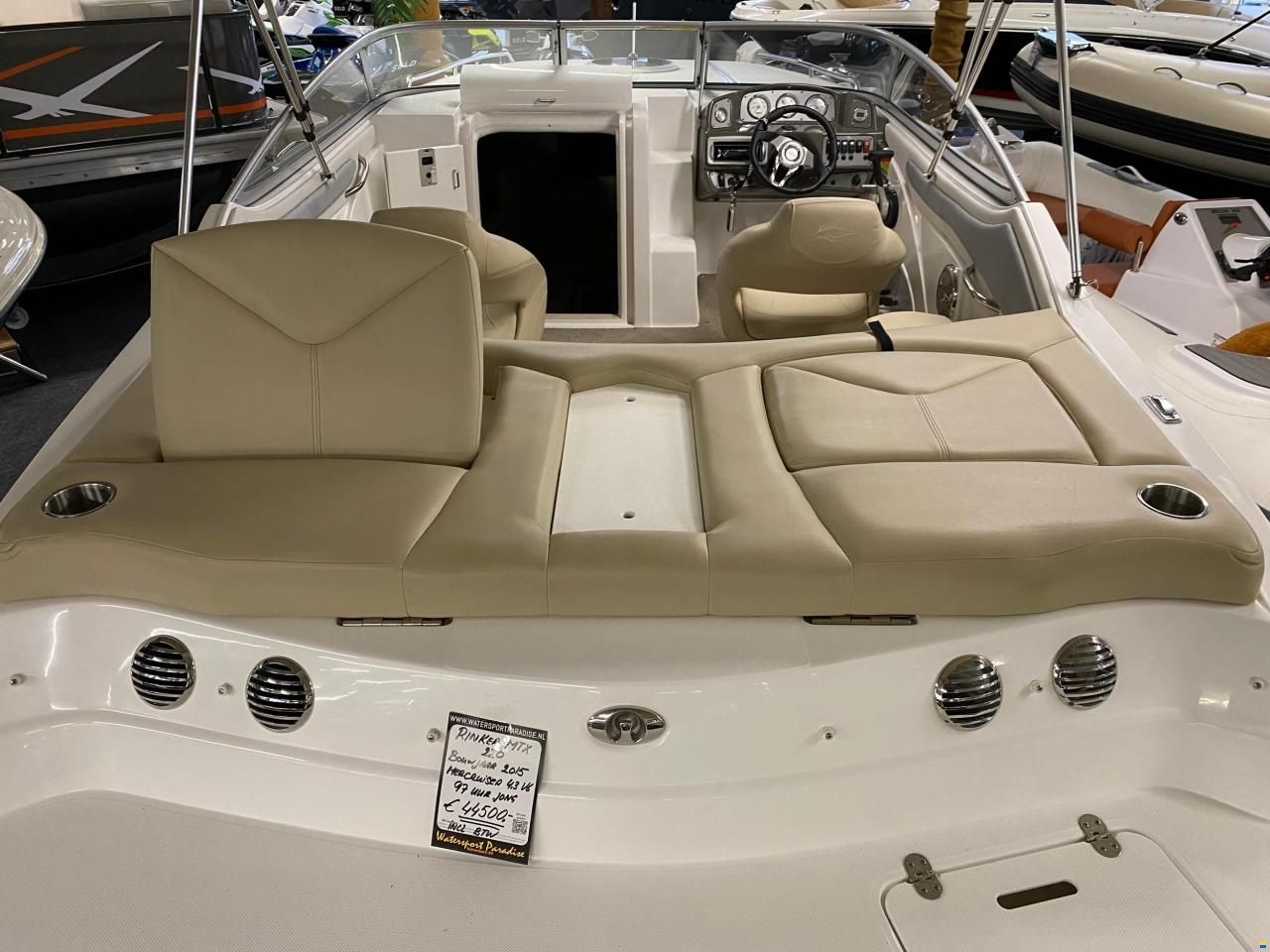 Rinker MTX 220