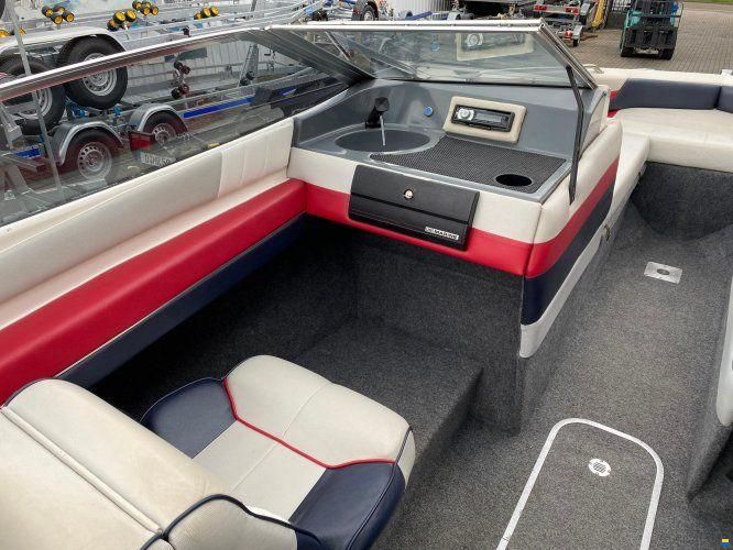 Bayliner Capri Bowrider