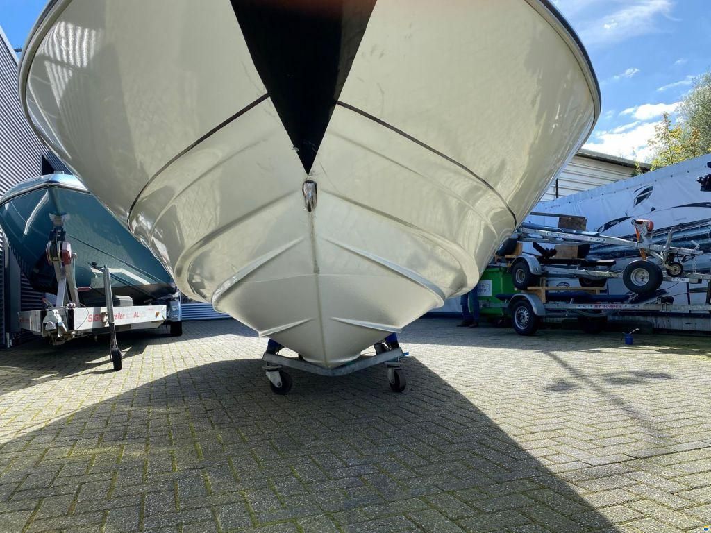 Bayliner Capri Bowrider