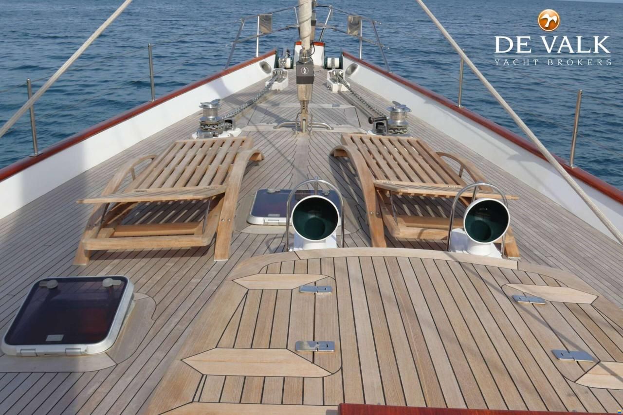 Palmer Johnson 110
