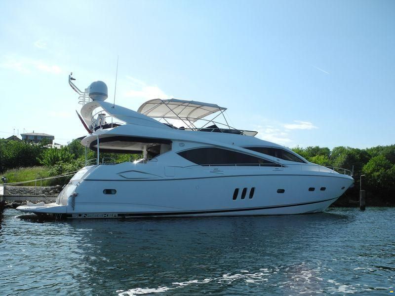 Sunseeker 75 Yacht