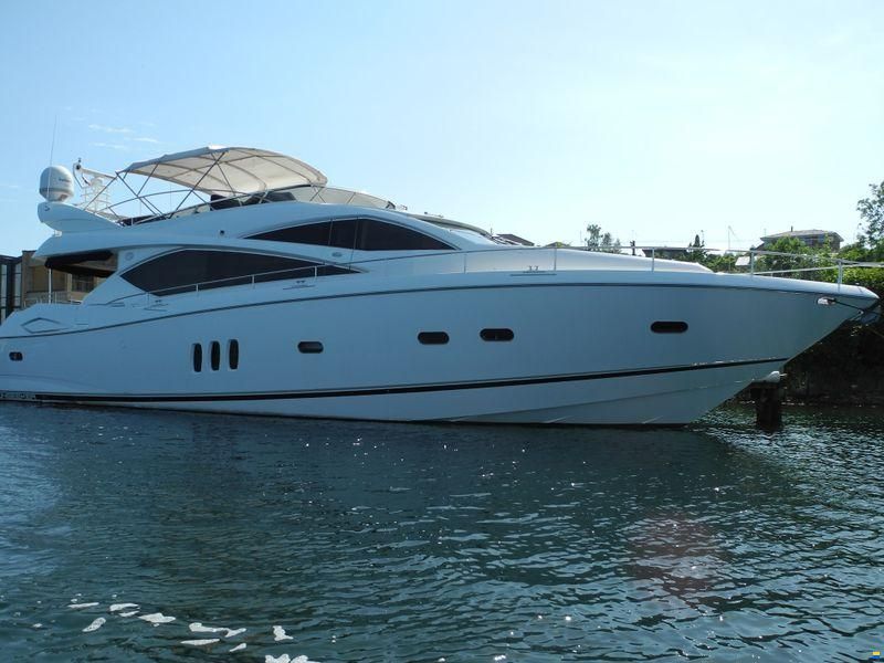 Sunseeker 75 Yacht