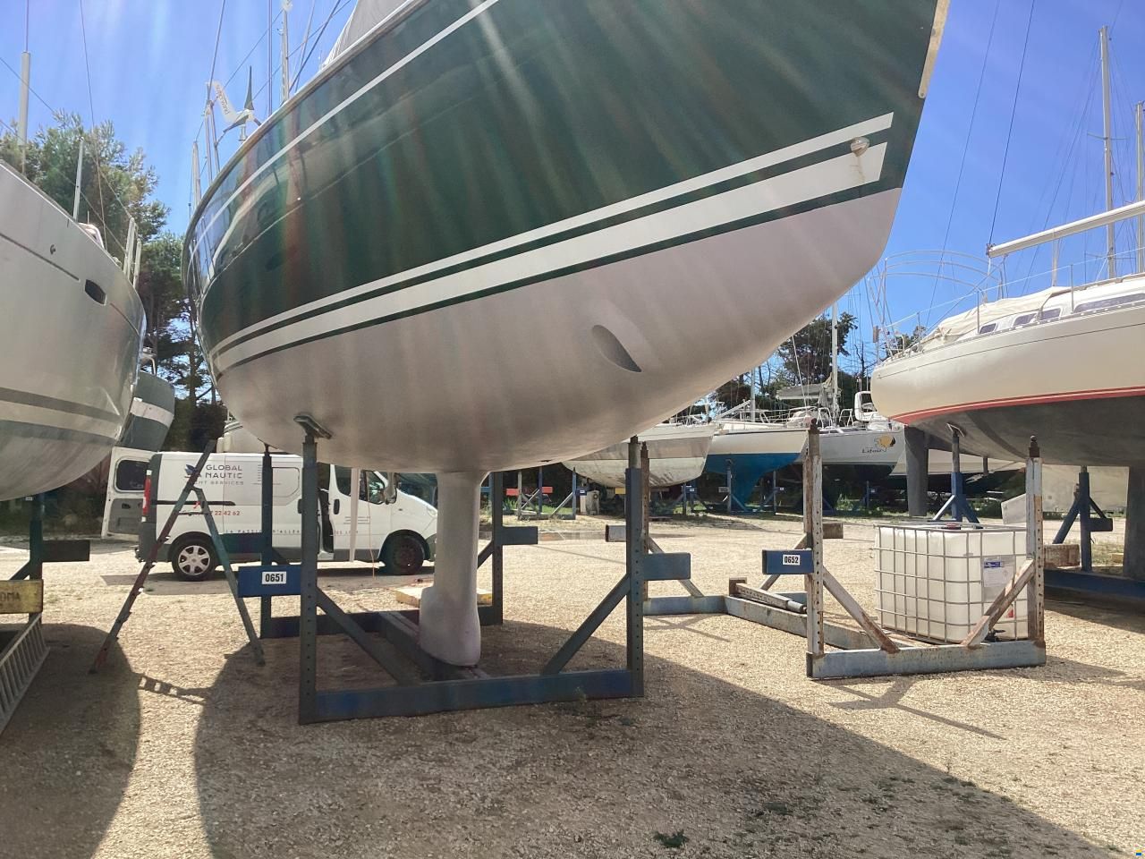 Hanse 411