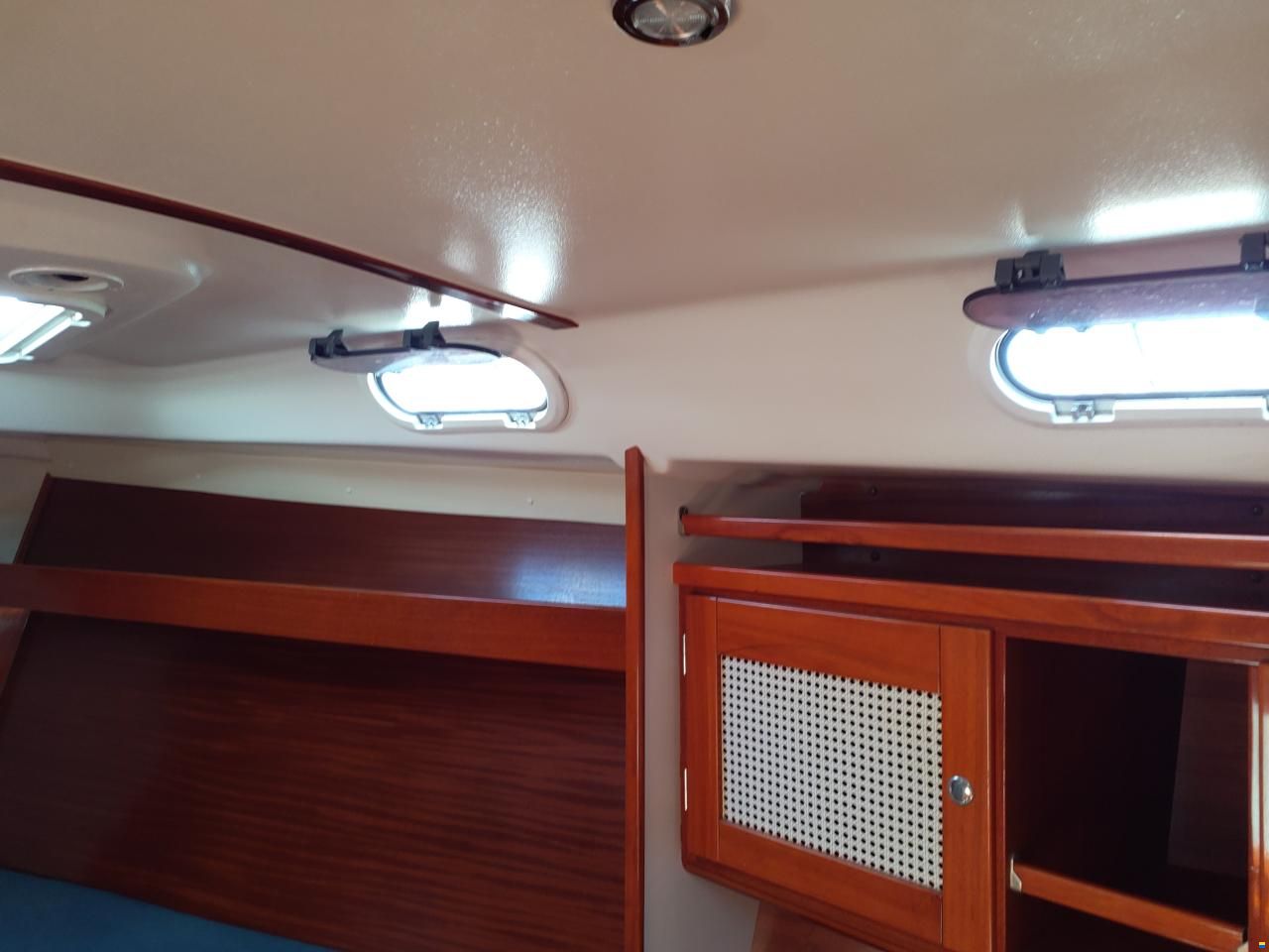 Hanse 411