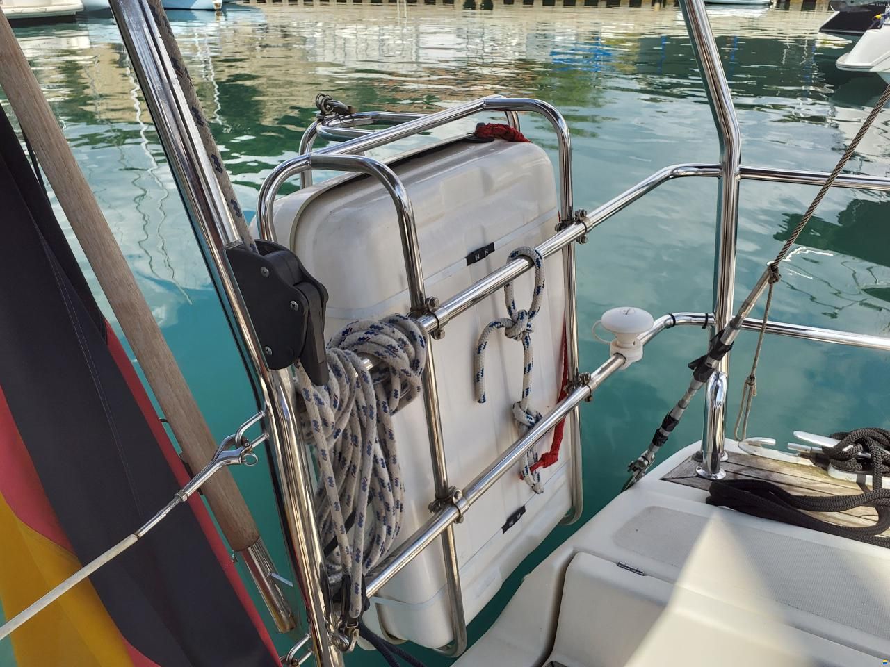 Hanse 411