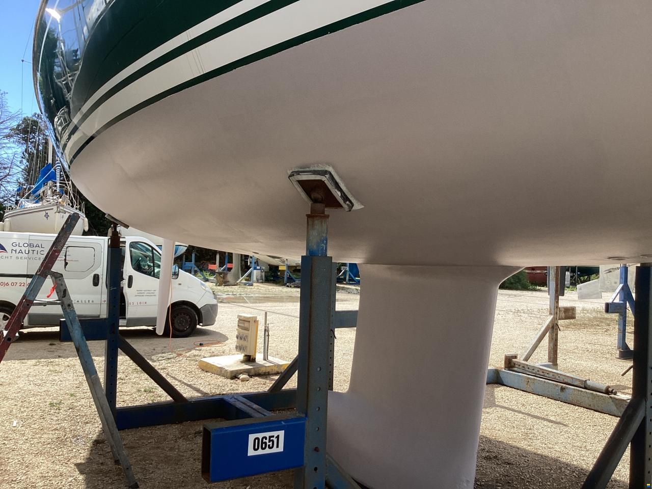 Hanse 411