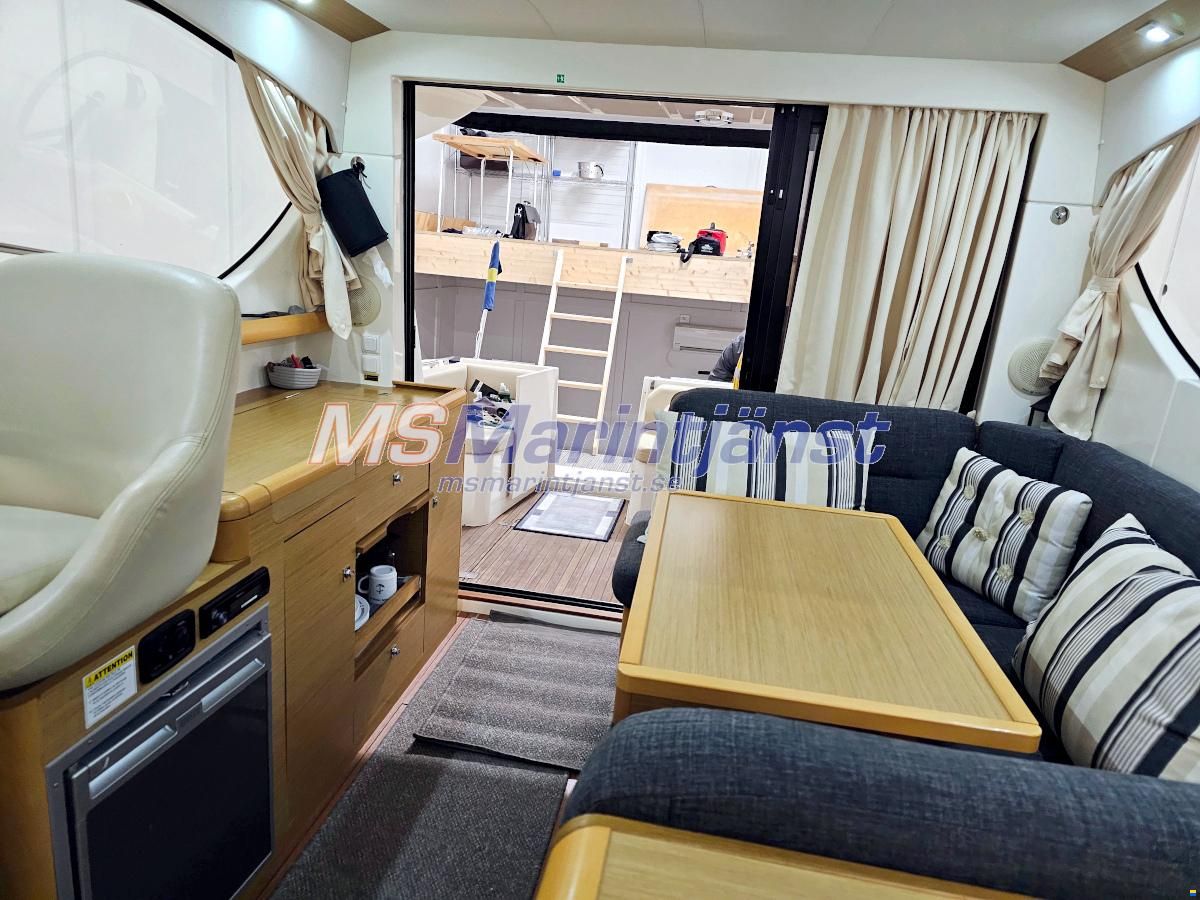 Jeanneau Merry Fisher 10