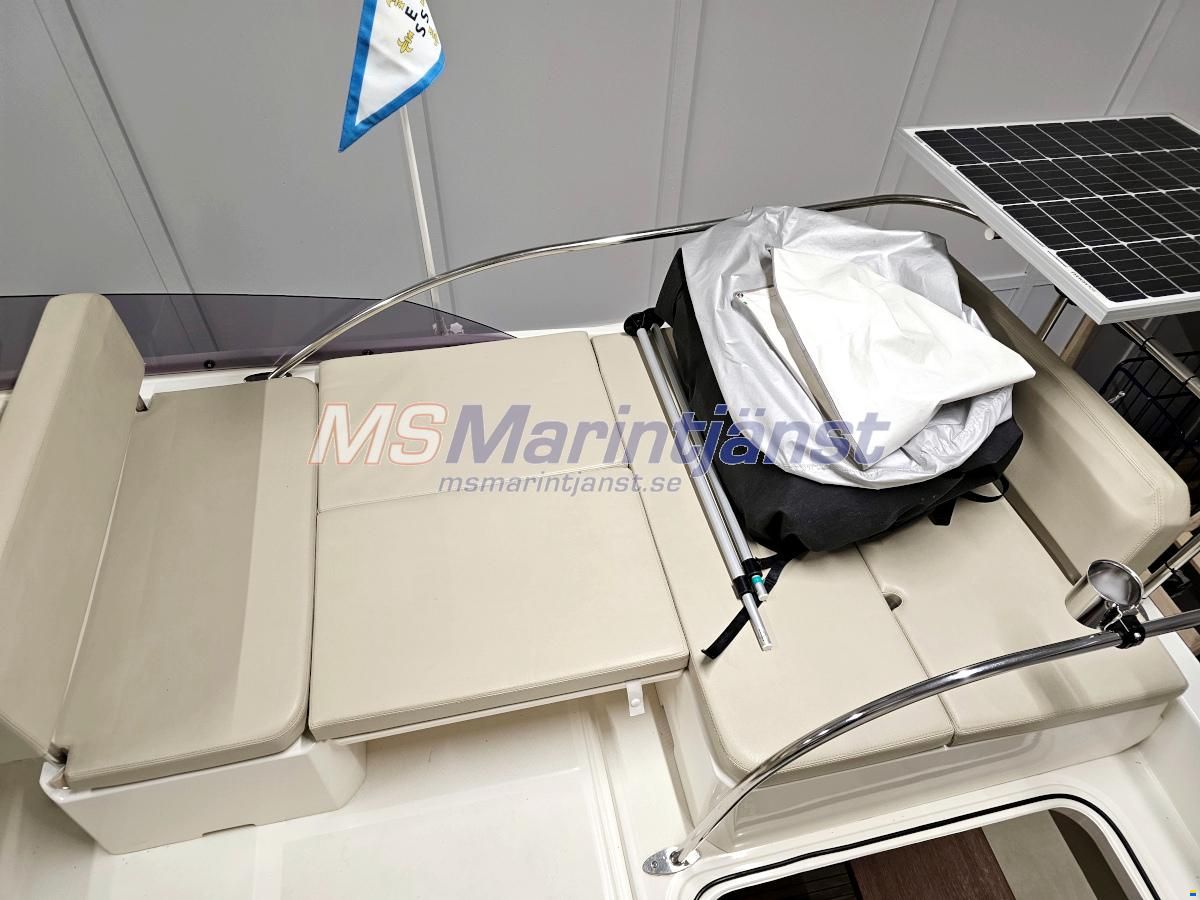 Jeanneau Merry Fisher 10