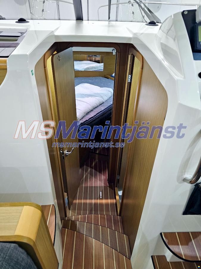 Jeanneau Merry Fisher 10