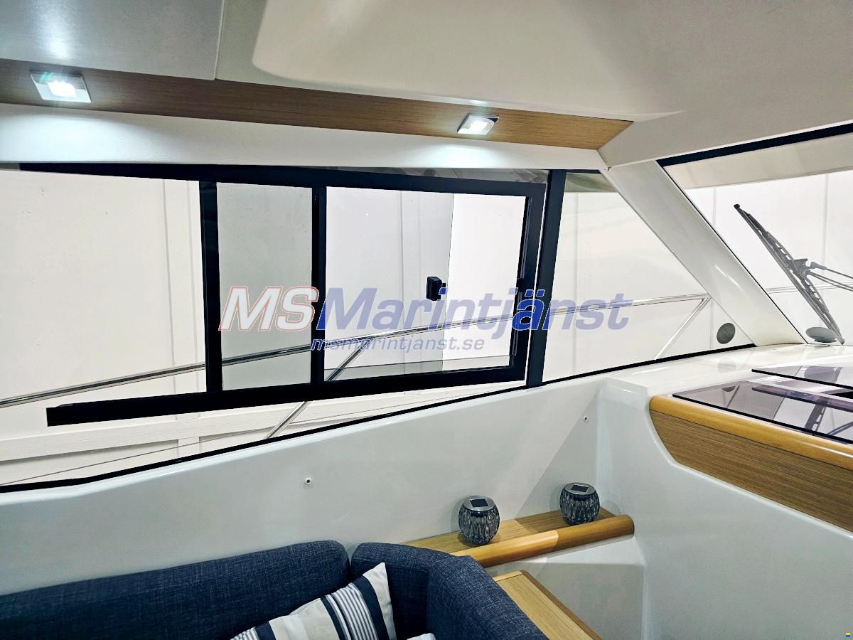 Jeanneau Merry Fisher 10