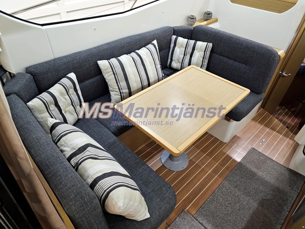 Jeanneau Merry Fisher 10