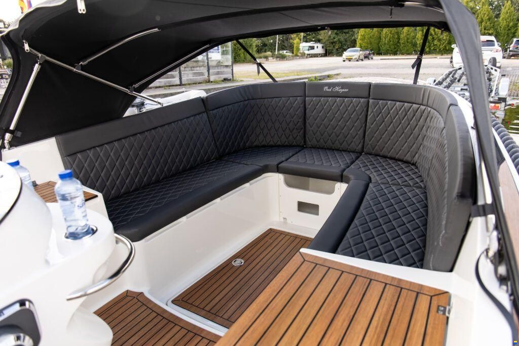 Oud Huijzer 740 tender
