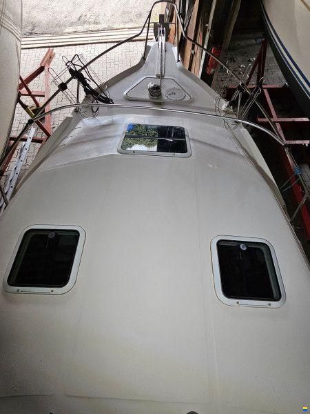 Sea Ray 250 Express Cruiser