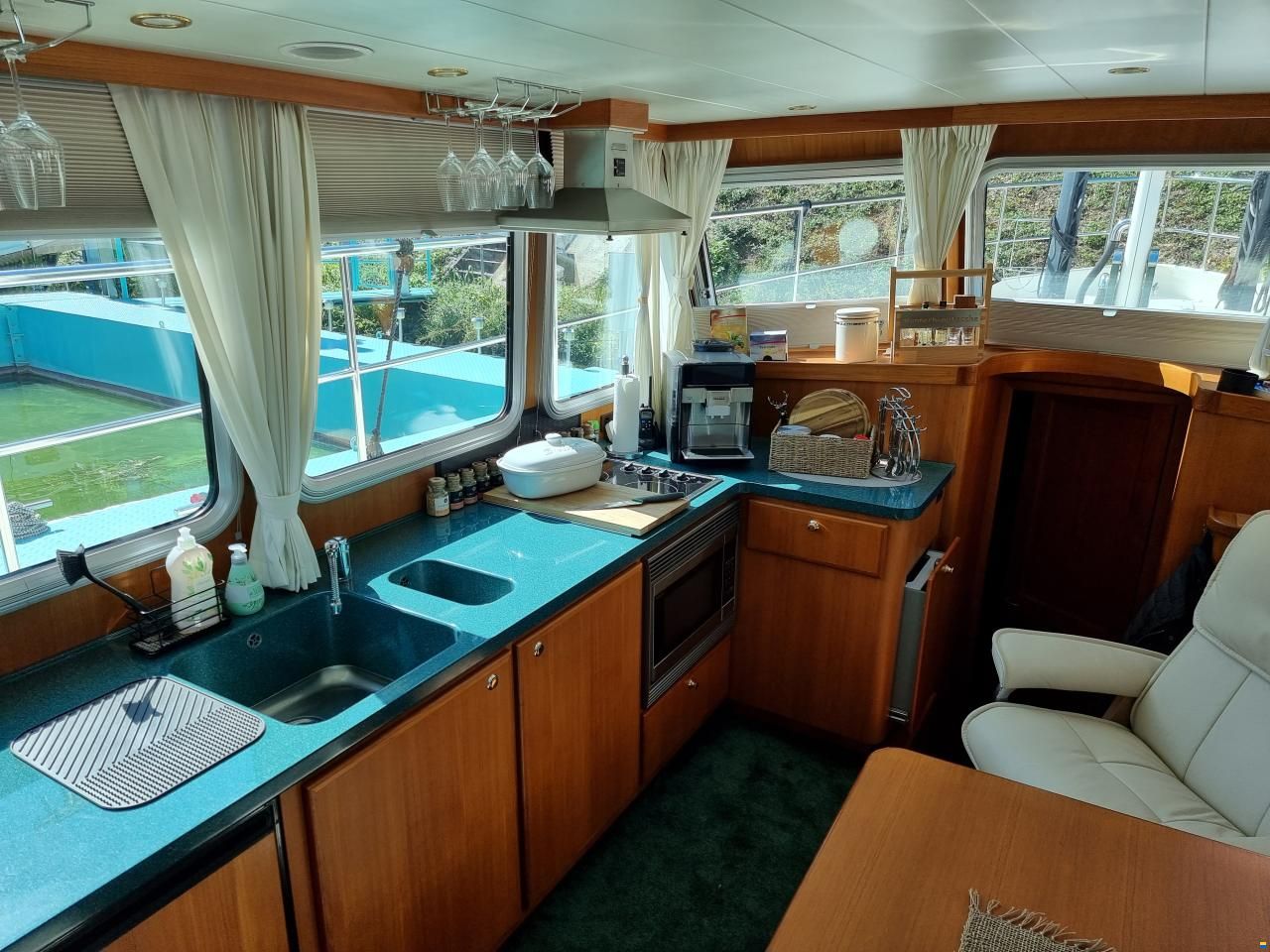 Privateer 43 AK Edition