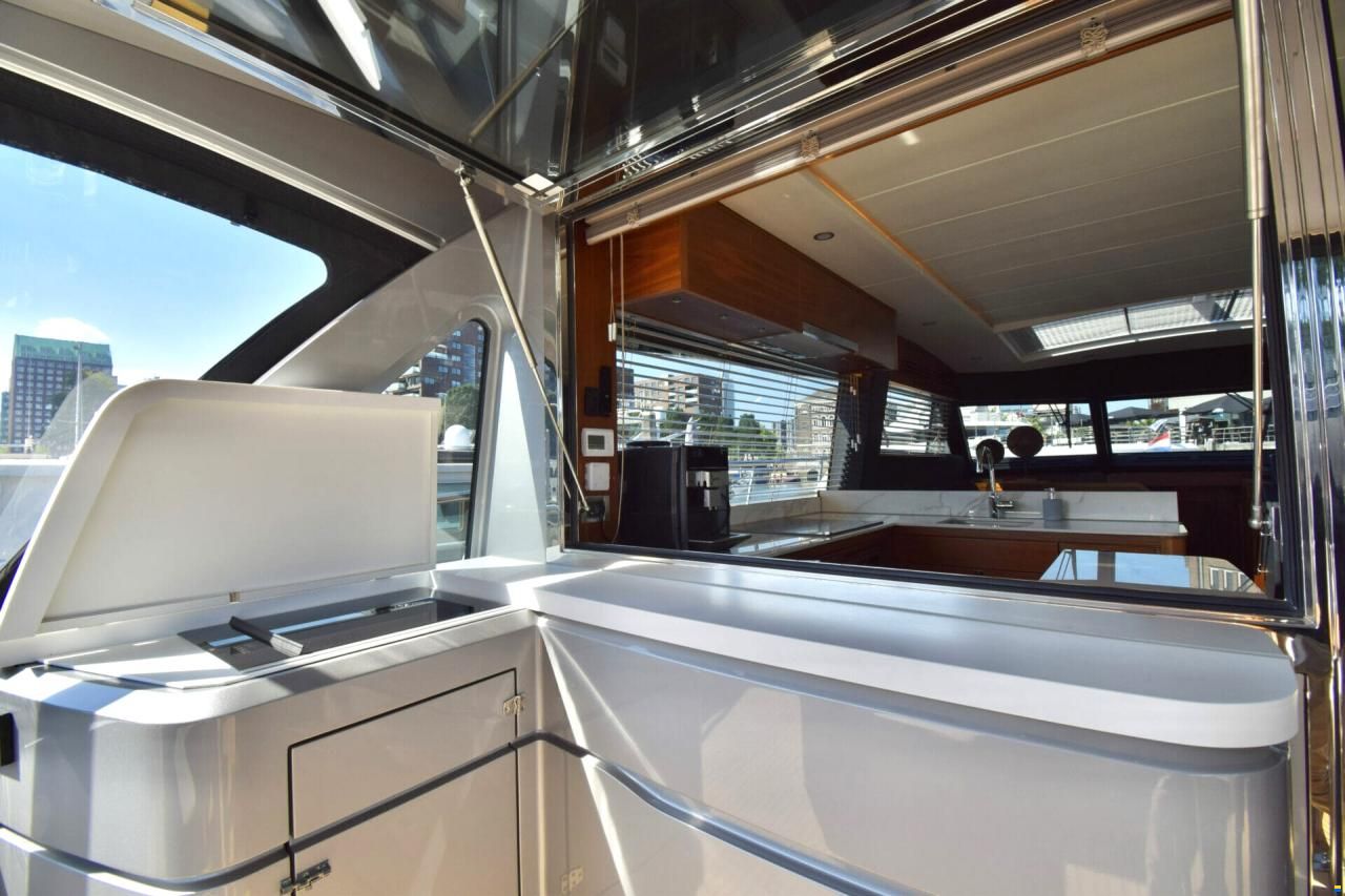 Van der Heijden Phantom 65